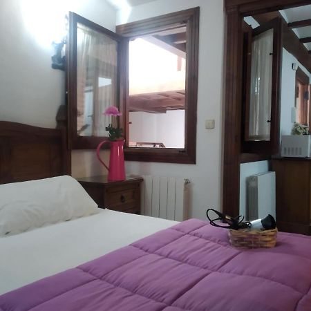 Apartamentos Santa Ana Гранада Экстерьер фото