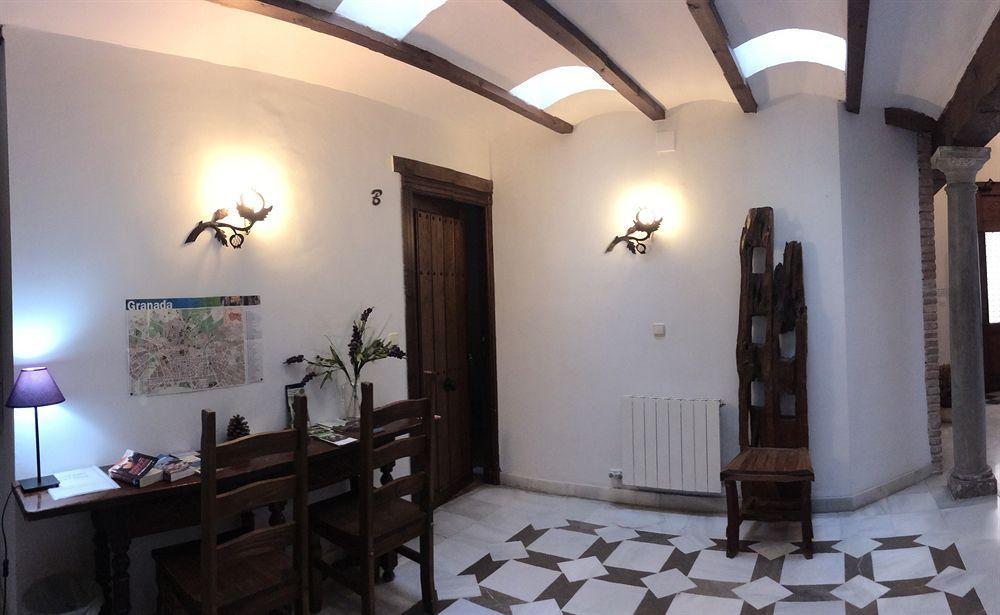 Apartamentos Santa Ana Гранада Экстерьер фото
