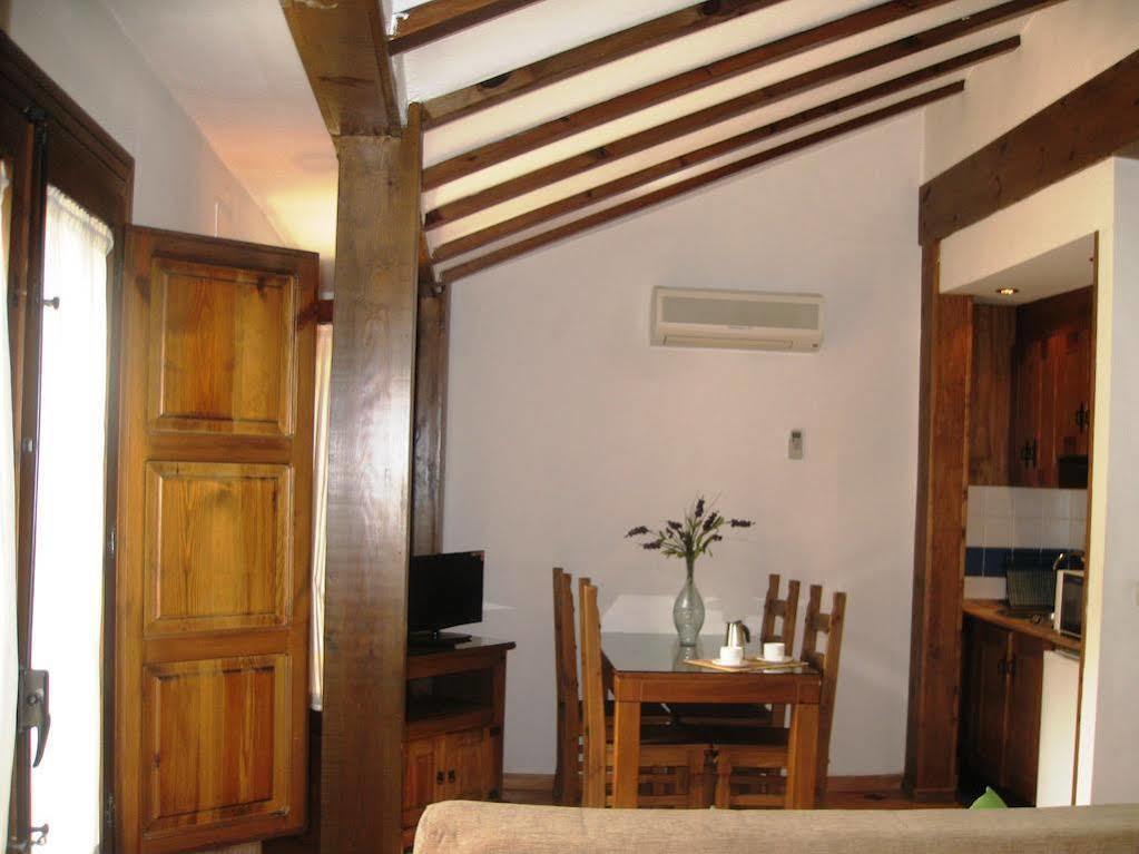 Apartamentos Santa Ana Гранада Экстерьер фото